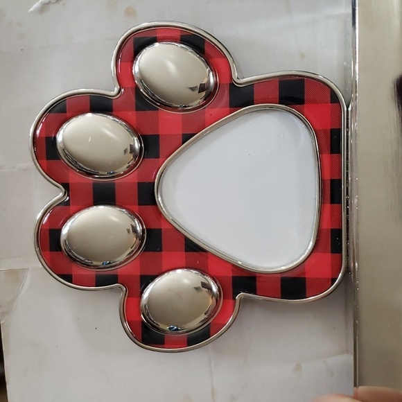 EIMOON Plaid Dog Paw Christmas Stocking Holders - Picture 7 of 7